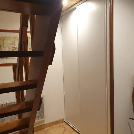 Nyaraló La Grange De Mombel Losse