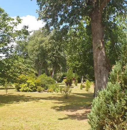 La Grange De Mombel Nyaraló