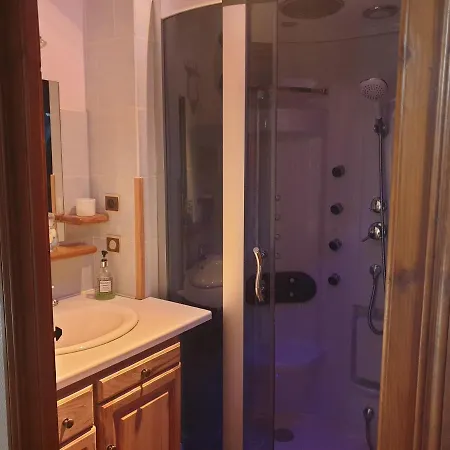 La Grange De Mombel Nyaraló Losse