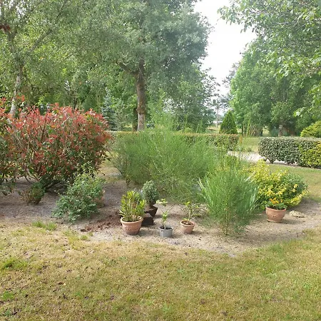 Nyaraló La Grange De Mombel Losse