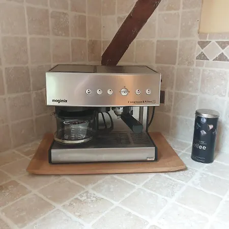 La Grange De Mombel Nyaraló Losse