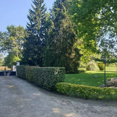 La Grange De Mombel *
