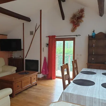 La Grange De Mombel Nyaraló Losse