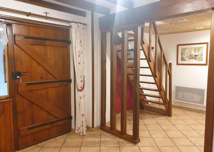 La Grange De Mombel בית נופש