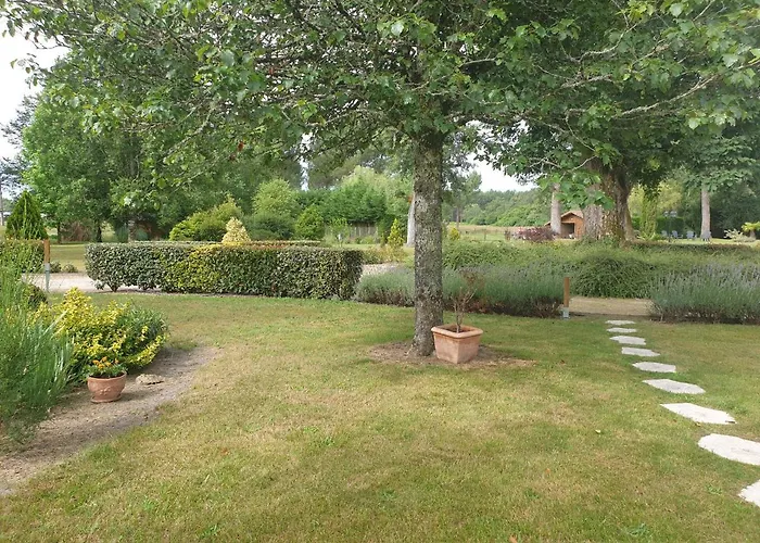 펜션 La Grange De Mombel Losse