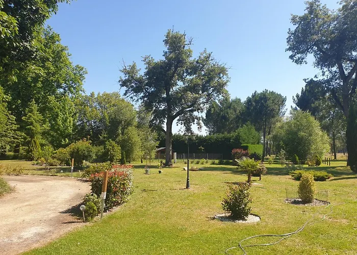 Ferienhaus La Grange De Mombel Losse