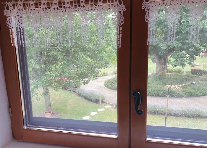 בית נופש La Grange De Mombel Losse