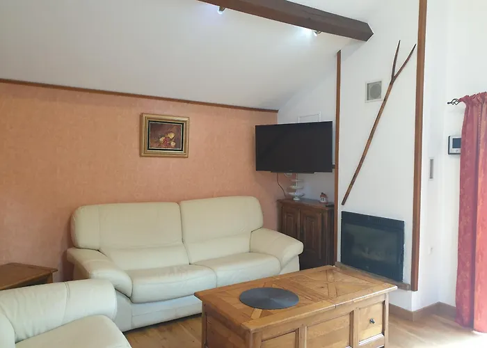 펜션 La Grange De Mombel *